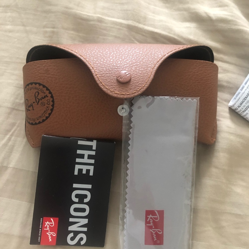 Ray Ban eyeglasses case new